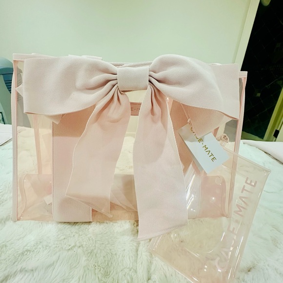 case-mate Handbags - Case-Mate Pink Transparent Bow Hair Accessory